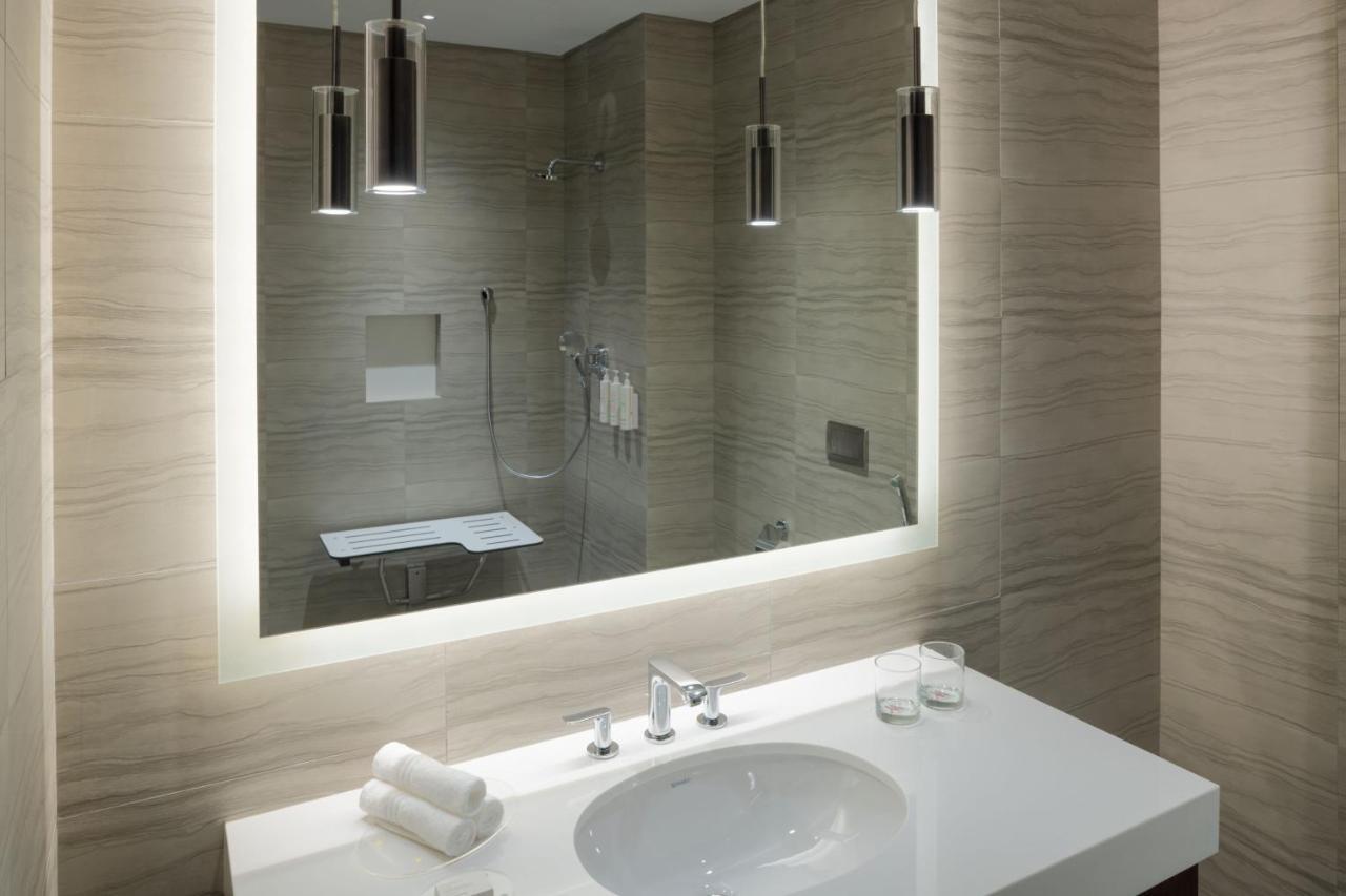 Marriott Executive Apartments כוויית מראה חיצוני תמונה