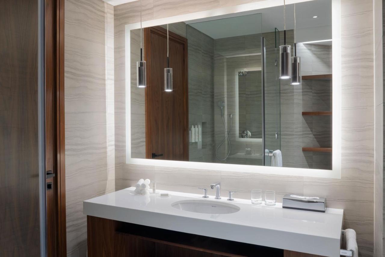 Marriott Executive Apartments כוויית מראה חיצוני תמונה